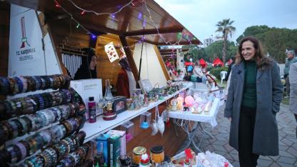 Karşıyaka Yeni Yıl Festivali coşkuyla devam ediyor