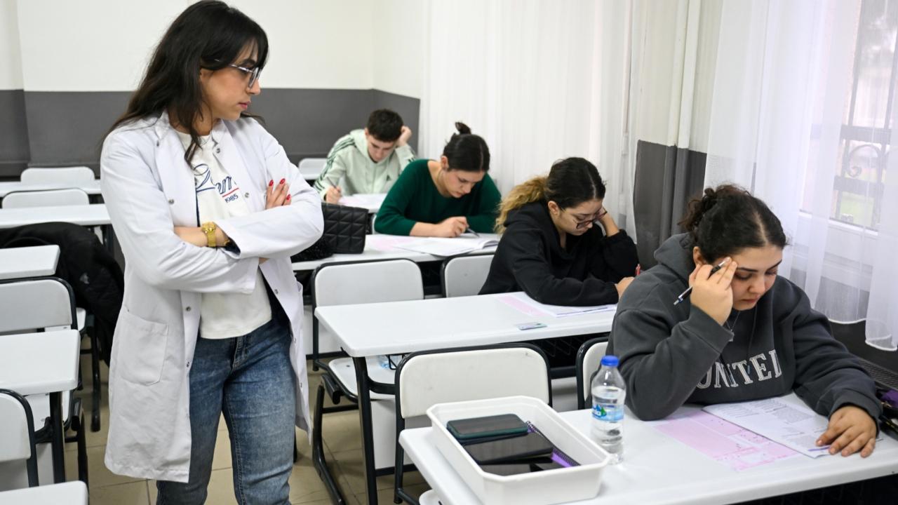 BELGEM’de deneme sınavı heyecanı