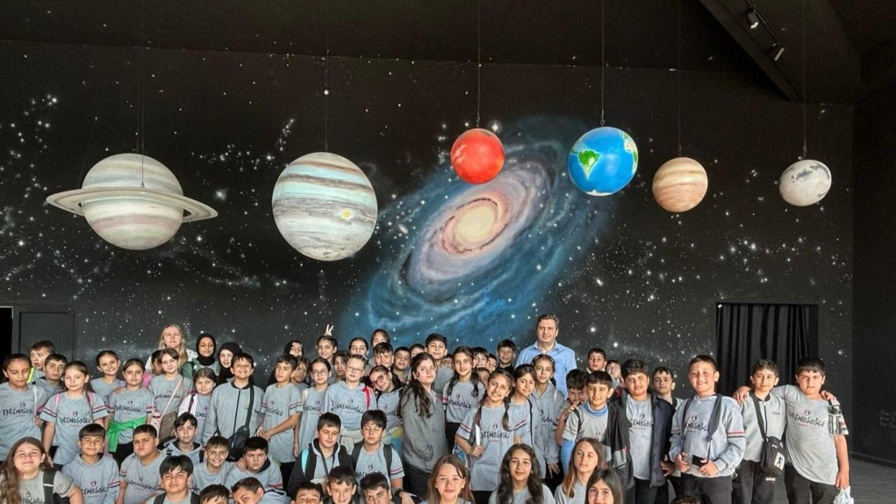 Çiğli’de Astronomi, Havacılık ve Uzay Kampüsü’nü 1 Haftada 1.100 Kişi Ziyaret Etti