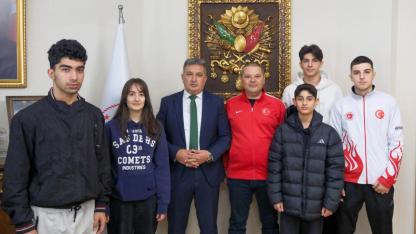 GENÇLİK SPOR İL MÜDÜRÜ ESKİCİ BAŞARILI SPOR KÜLÜBÜNÜ KABUL ETTİ.