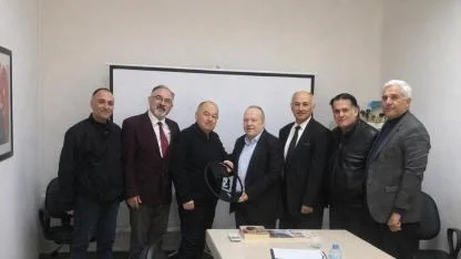 İzmir İçin Sert Tablo: Trafik Kilit, Körfez Alarmda, Su Denize Akıyor