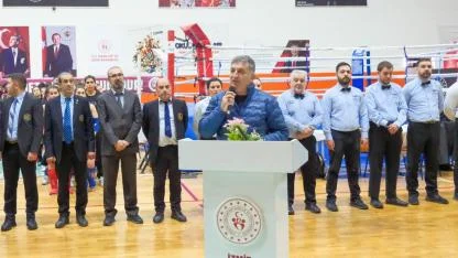 İZMİR İKİ ÖNEMLİ SPOR ORGANİZASYONUNA EV SAHİPLİĞİ YAPTI