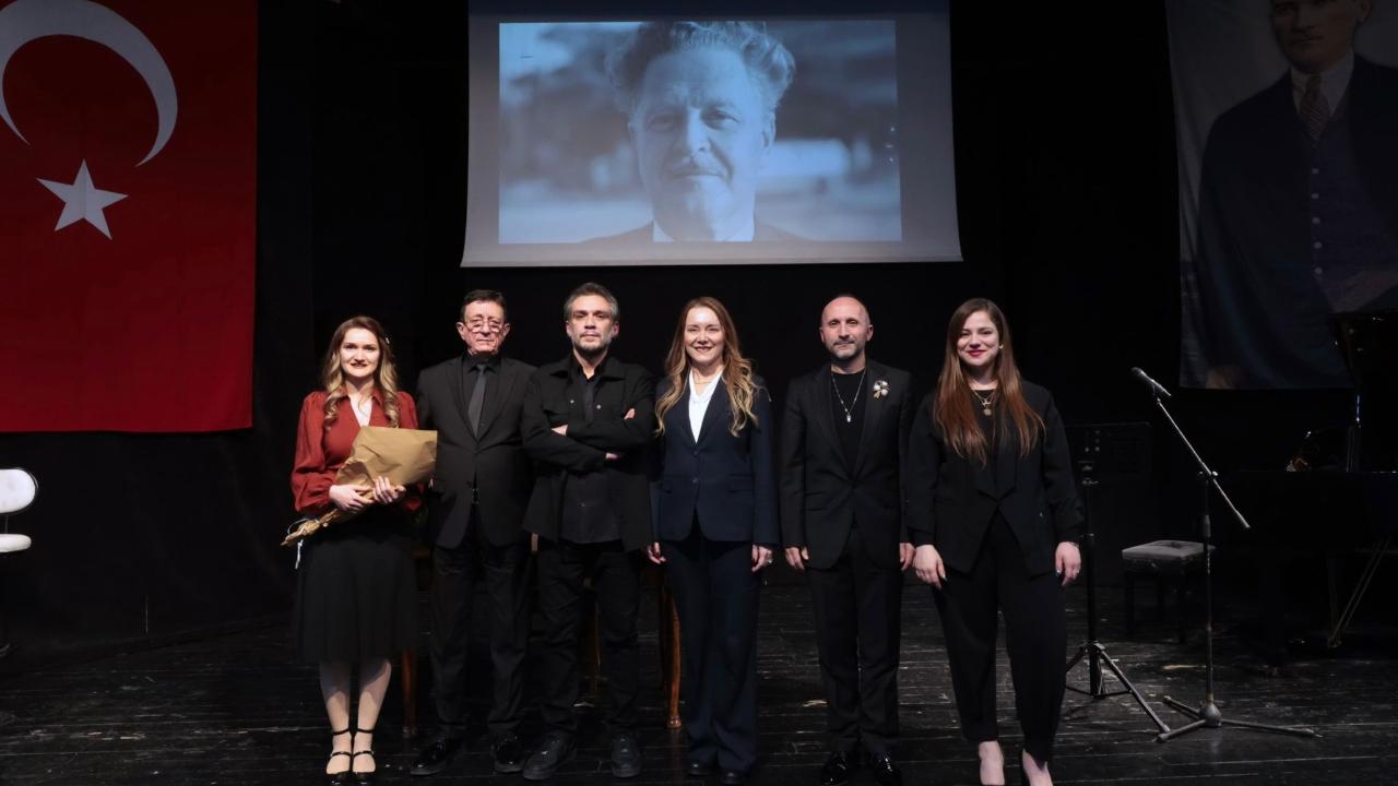 Konak’ta Nazım’a unutulmaz anma