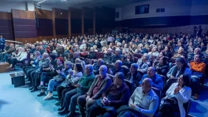 Mübadelenin 103. yılında iki yakanın ezgileri Konak’ta yankılandı
