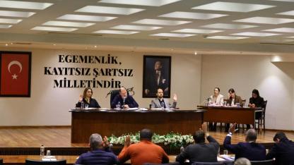 Efes Selçuk’ta Hem Spor Hem Sosyal Destek: Meclisten Önemli Açıklamalar