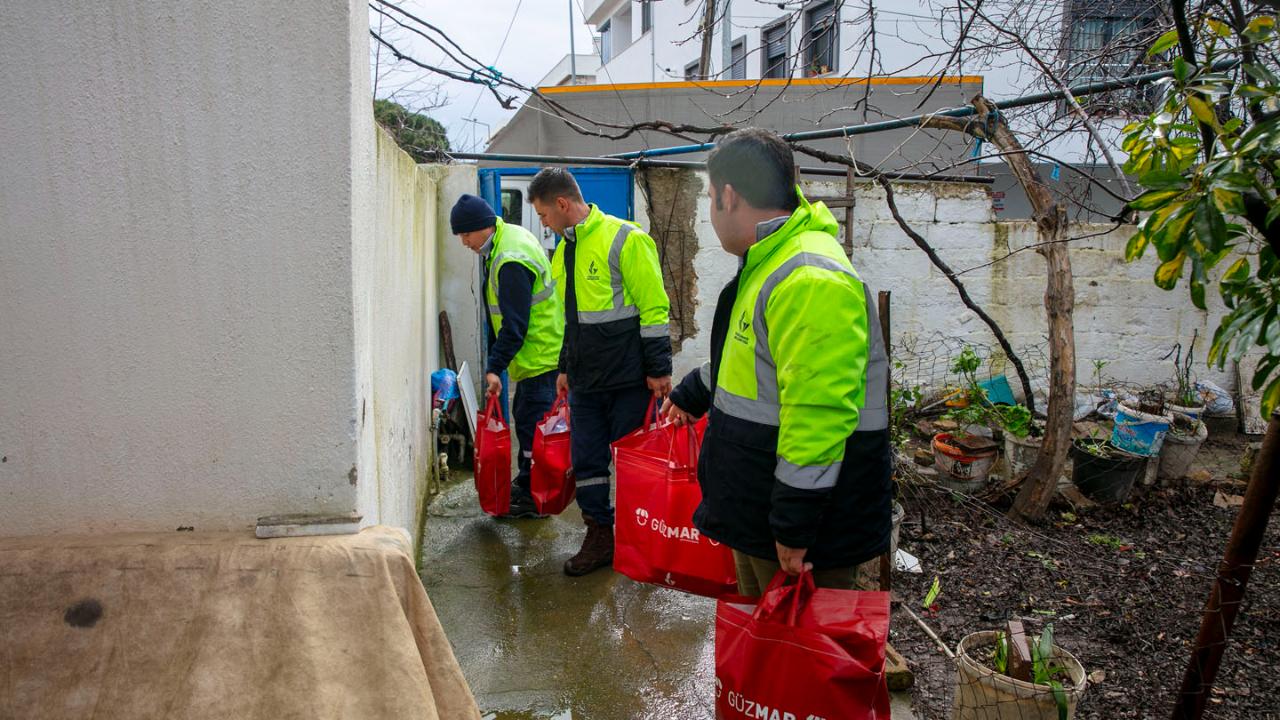 Güzelbahçe 350 Aileye 3 Milyonluk Ramazan Desteği