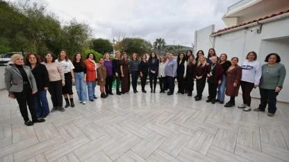 Kadının İnsan Hakları Eğitim Programı Çeşme’de tamamlandı