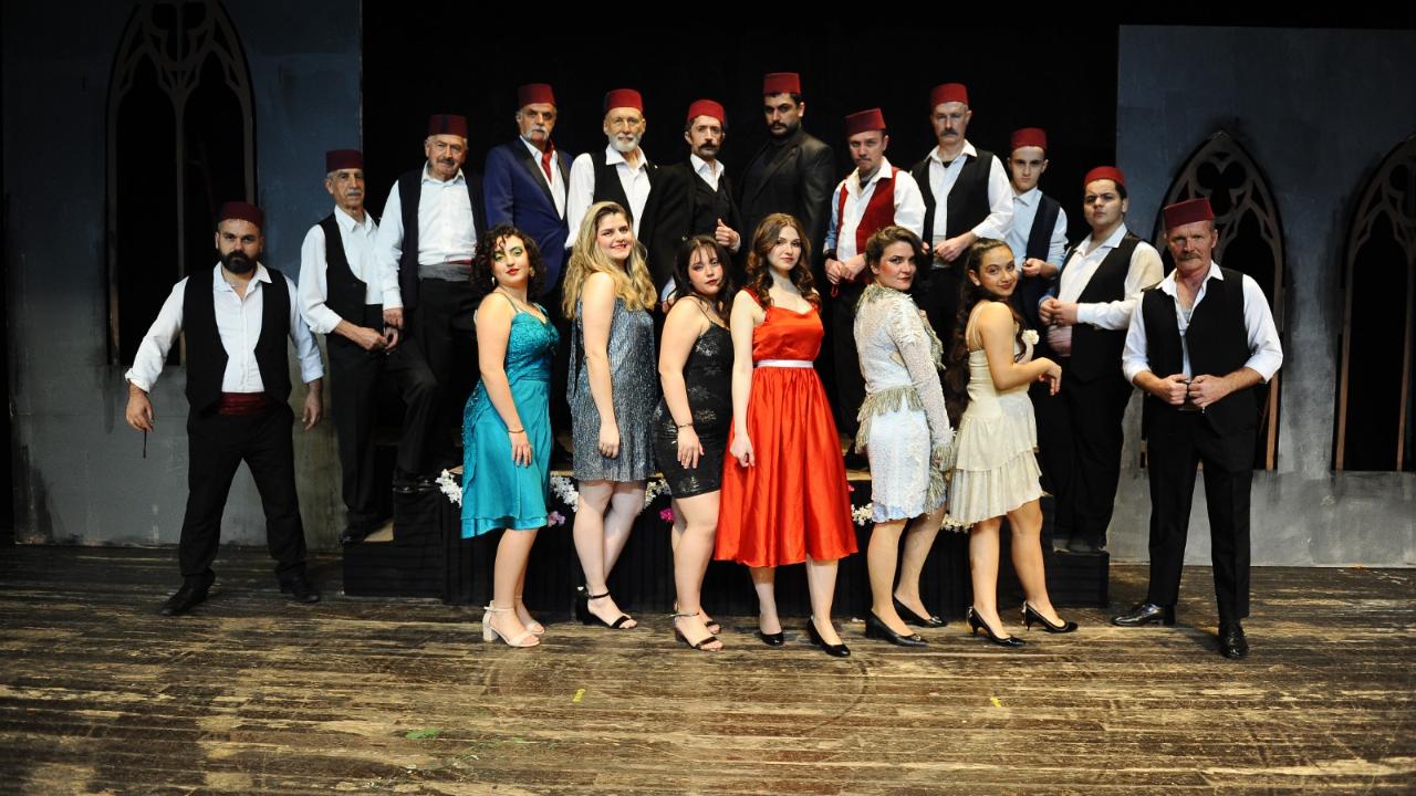 Karşıyaka Belediye Tiyatrosu’ndan iki yeni oyun