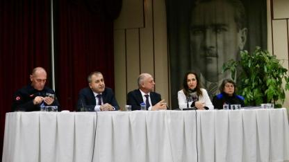 Karşıyaka’da afetlere karşı ortak akıl zirvesi