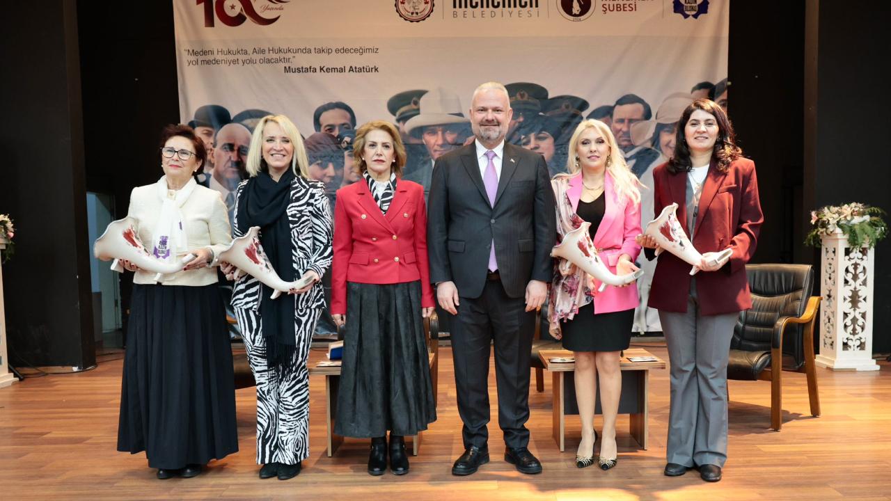 Menemen’de Medeni Kanun'un 100. yılına özel kutlama