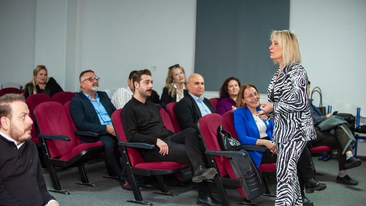 Türk Medeni Kanunu’nun toplumsal etkileri Karşıyaka’da konuşuldu
