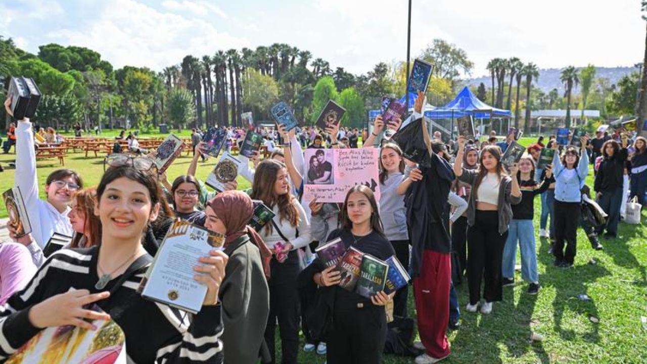 7. İzmir Kitap Fuarı 17–26 Nisan’da Kültürpark’ta