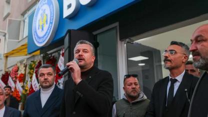 Başkan Görkem Duman, Buca Yardımlaşma Derneği ‘nin açılışını gerçekleştirdi