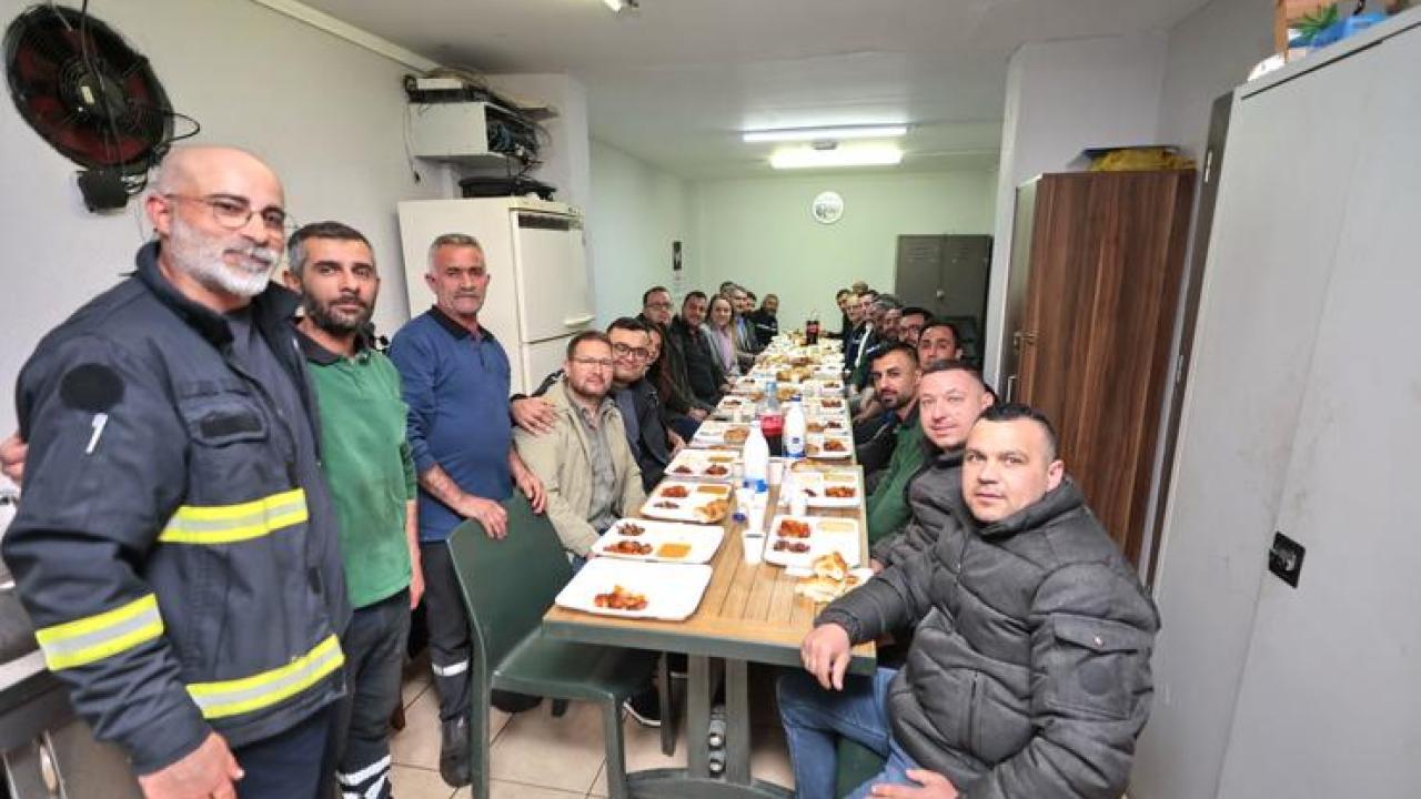 Başkan Mutlu, ulaşım emekçileriyle iftarda buluştu