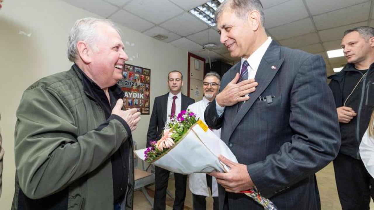 Başkan Tugay, meslektaşlarıyla Tıp Bayramı’nı kutladı