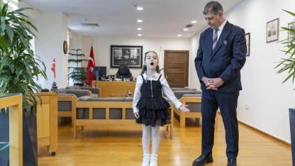 Başkanlık makamında gurur veren buluşma