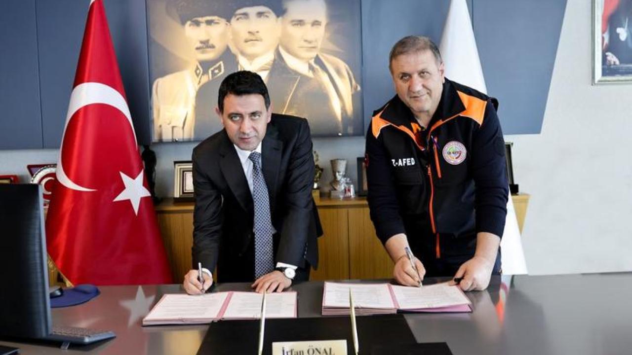 Bayraklı’da Afet ve İklim Risklerine Karşı İş Birliği Protokolü İmzalandı