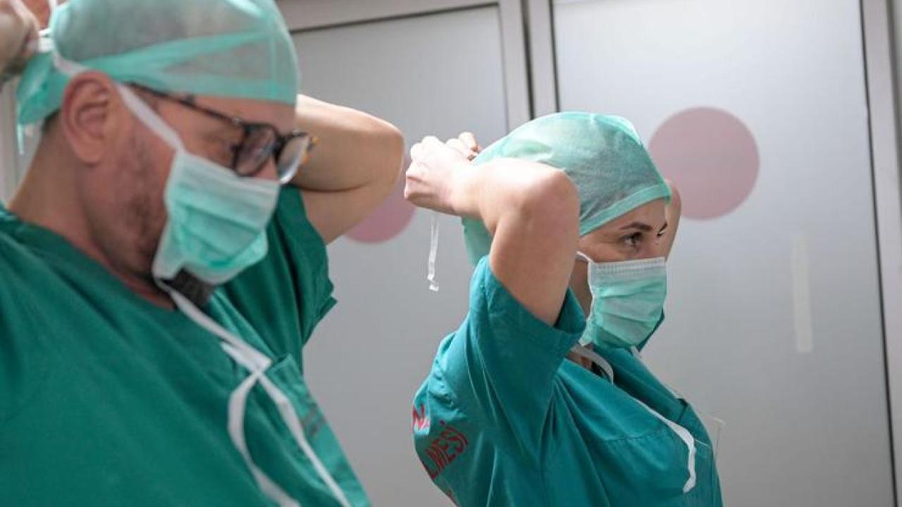 Doğdukları hastanede şifa dağıtıyorlar