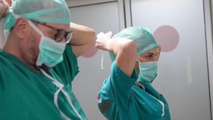 Doğdukları hastanede şifa dağıtıyorlar