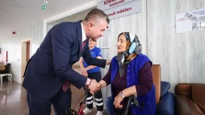 Görkem Duman’dan huzurevine bayram ziyareti