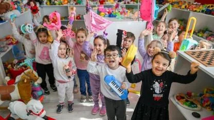 Her çocuğun oyuncakla oynama hakkı var!