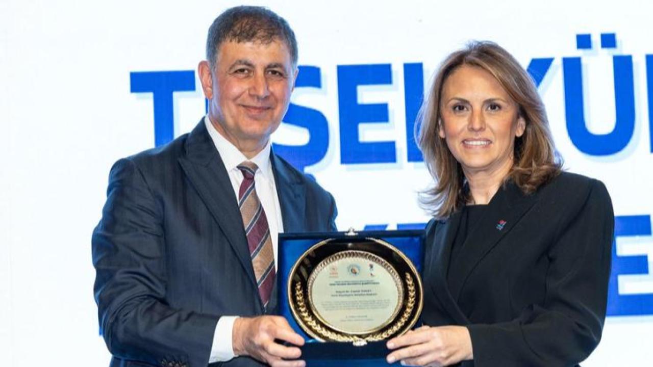 İzmir yelkende dünya sahnesinde