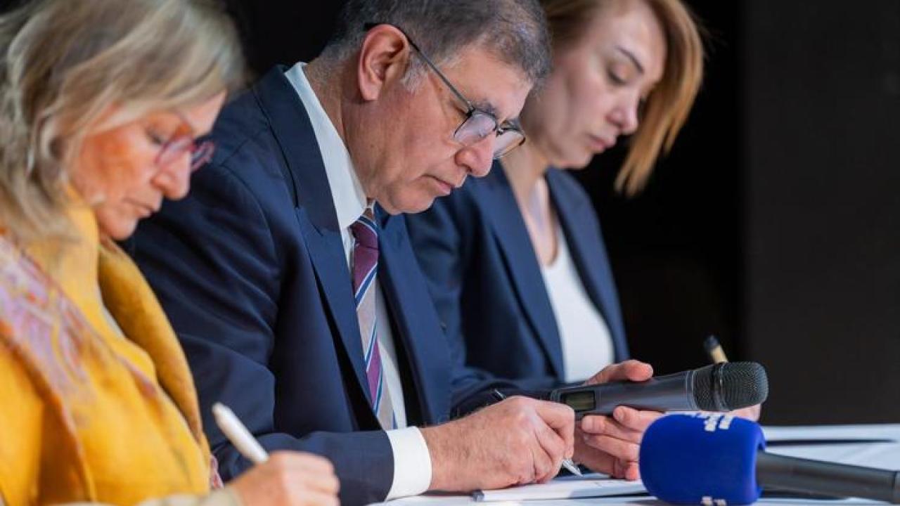 İzmir’de Roman Yurttaş Meclisi kuruldu