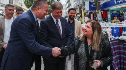 İzmir’in zirvesi Buca’daki iftar sofrasında buluştu