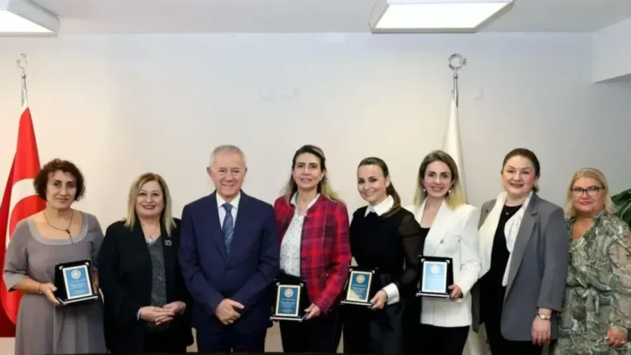 İZSİAD’da Kadın Girişimcilerin Başarı Hikayeleri ve Toplumsal Rolü Masaya Yatırıldı