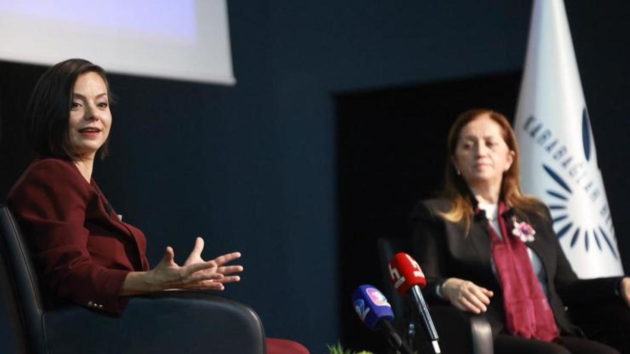 Karabağlar ‘da Kadın ve Demokrasi Forumu