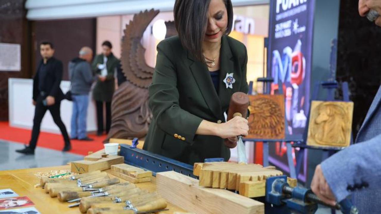 Karabağlar Standı İzmir Mobilya Fuarı’nda