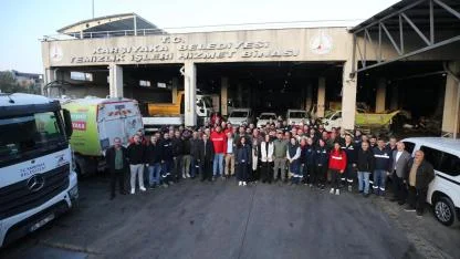 Karşıyaka Belediye Başkanı Yıldız Ünsal personeliyle bayramlaştı