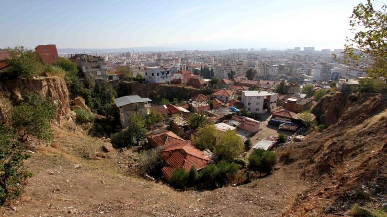 Karşıyaka’da tarihi adım: Taş ocağı bölgesinin yeni planları yürürlükte!