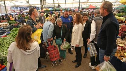Karşıyaka’dan çocukları şiddet sarmalından koruyacak tarihi karar: Pazar yerlerinde kesici alet satışına son!