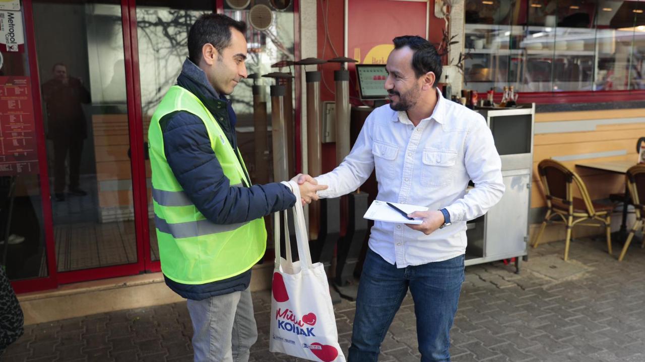 Konak’ta sıfır atık için esnafla iş birliği çalışması