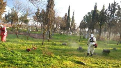 Mezarlıklar Bayrama Hazırlanıyor