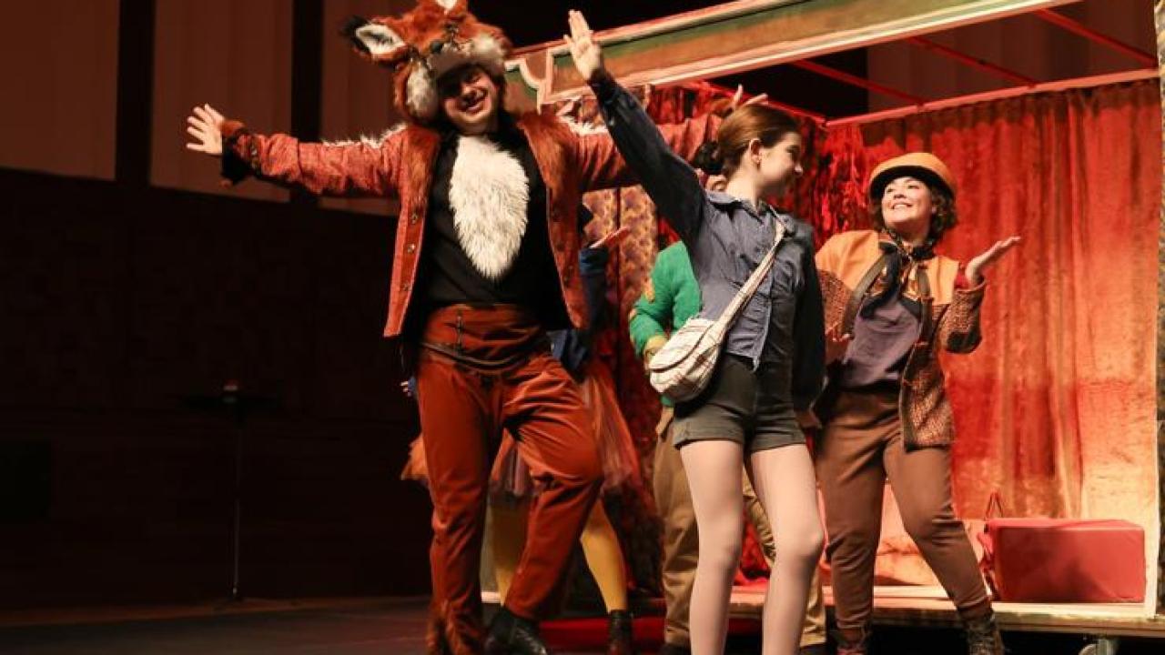 Minikler Göbeklitepe’nin gizemli dünyasına yolculuk yaptı