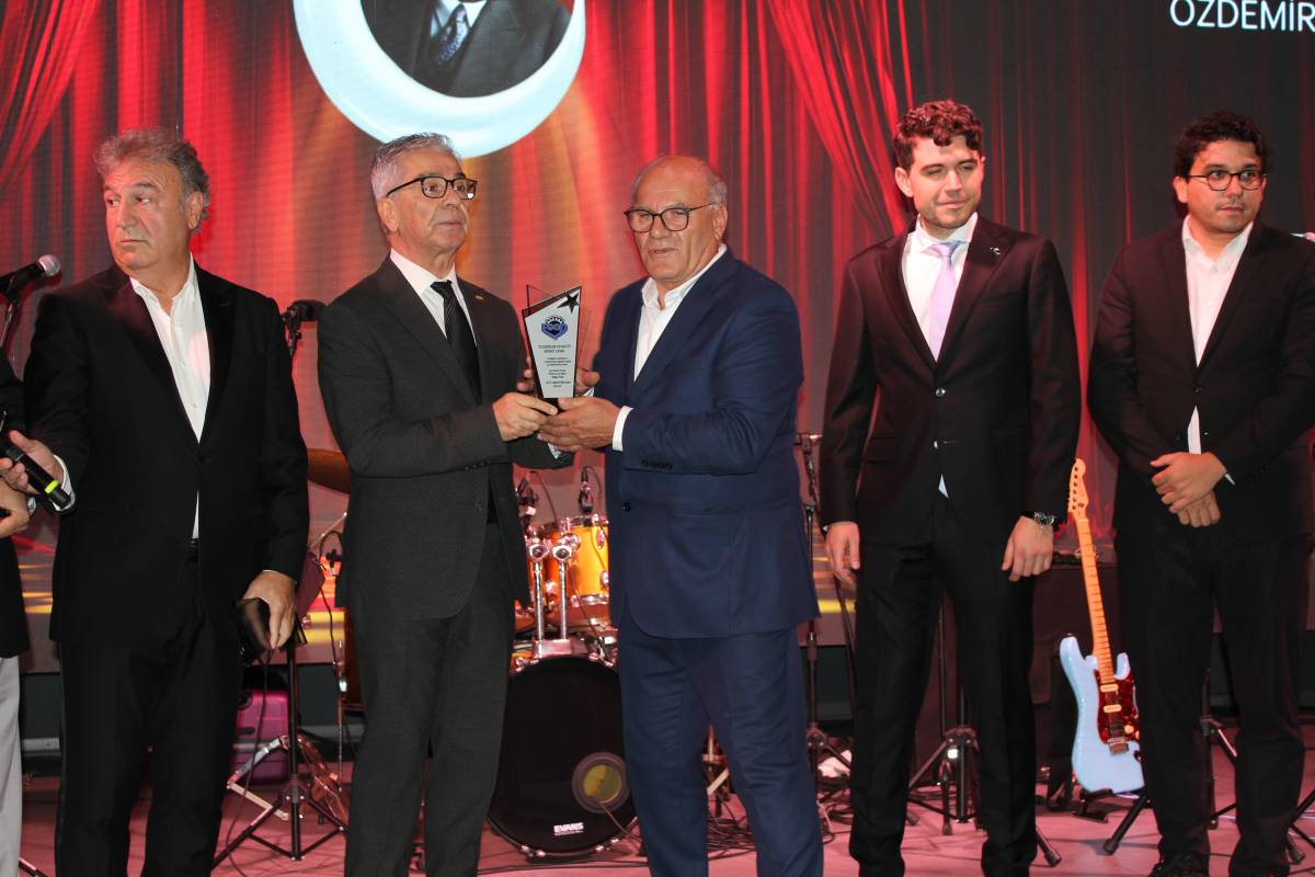 EGOD, Cumhuriyet’in 102. Yılını Görkemli Bir Baloyla Kutladı