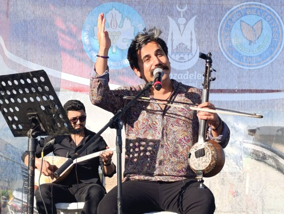 MANİSA SELENDİLİLER DERNEĞİ’NDEN UNUTULMAZ KEŞKEK VE CİRİT ŞÖLENİ