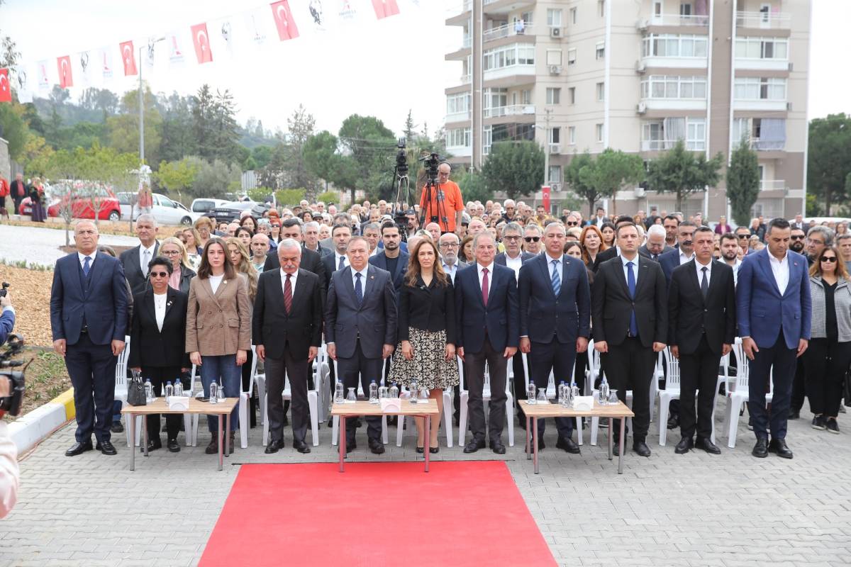 Karşıyaka’da görkemli açılış: Zübeyde Hanım Sosyal Tesisi hizmette!