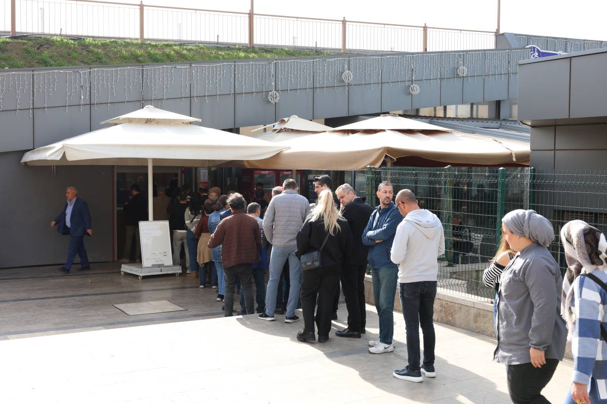 BAŞKAN ÇERÇİOĞLU AYDINLILARIN YANINDA