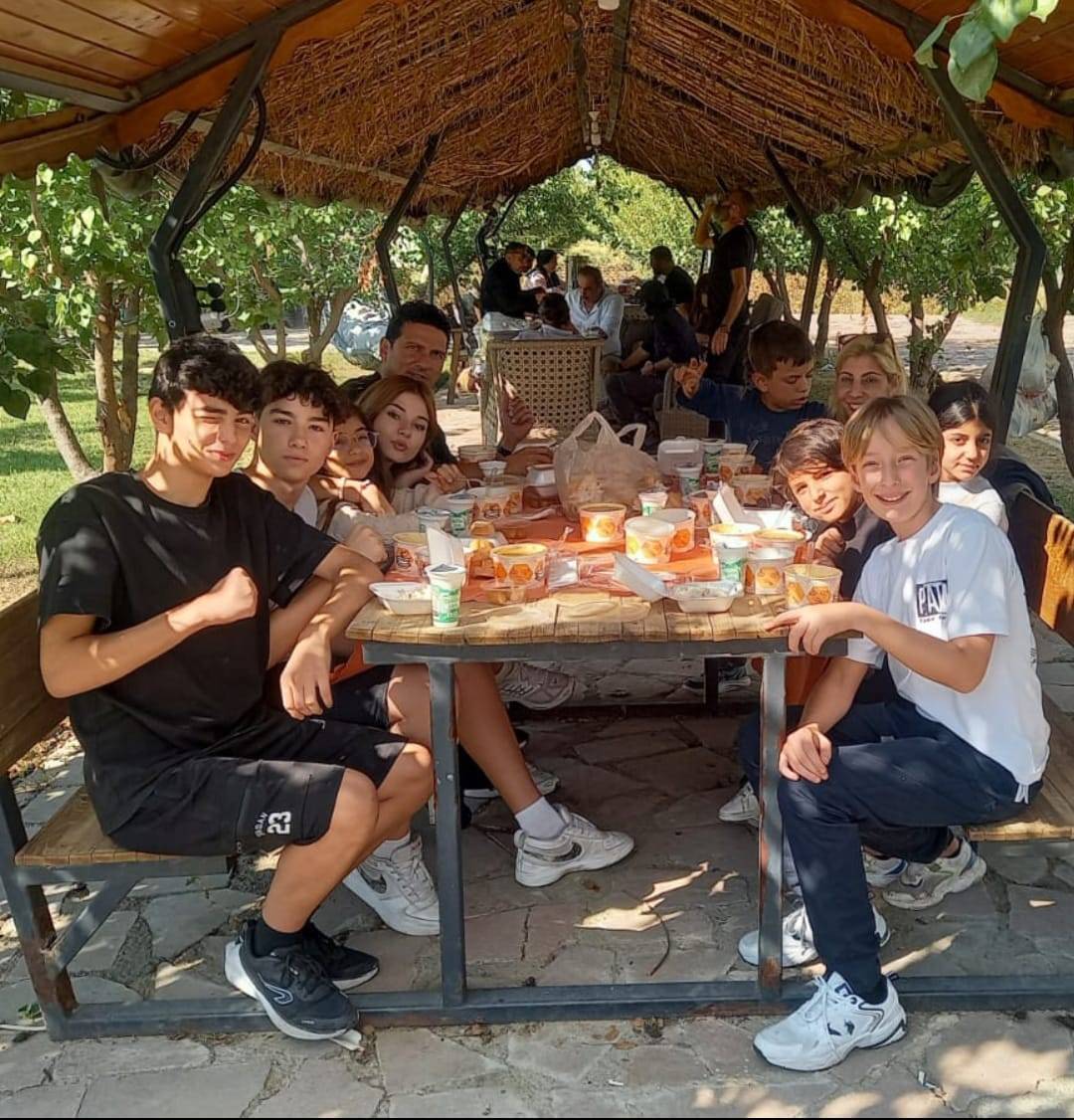 “Bizi Unutma” Sokak Çocuklarının Sessiz Çığlığı Beyaz Perdede Yankılanıyor