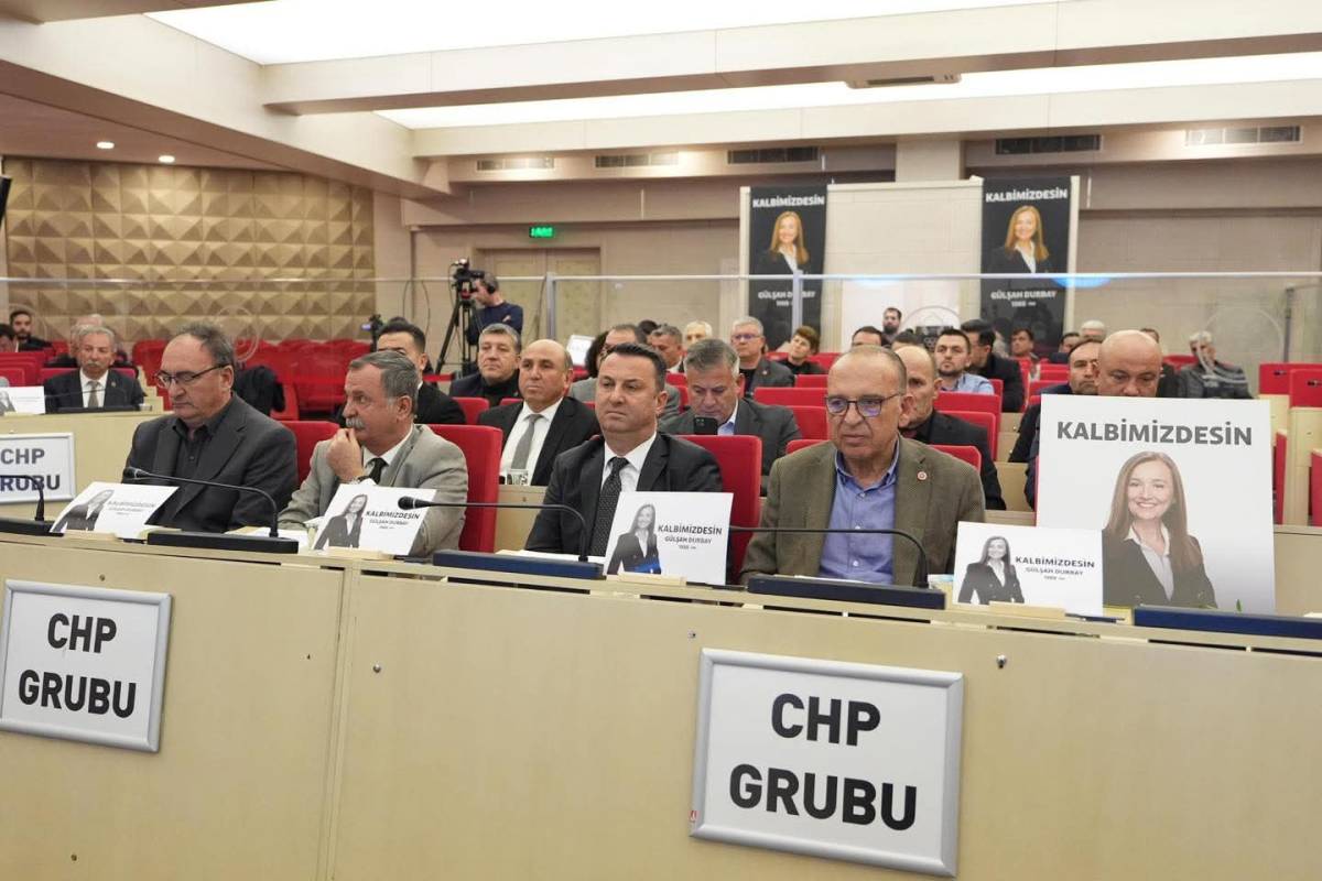 Büyükşehir Meclisi Olağanüstü Toplandı Başkan Dutlulu, “2025 Acıyla Geçti, 2026 Yatırım Yılı Olacak”