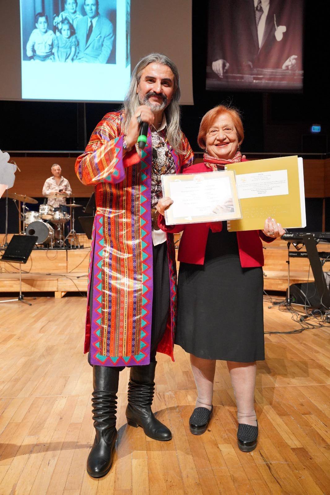 TÜRGÖK’ten Barış Manço Şarkıları Konseri