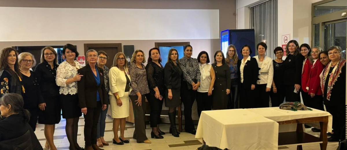 BERGAMADA ADD DÜZENLEDİĞİ DÜNYA KADIN HAKLARI GÜNÜ GECESİ