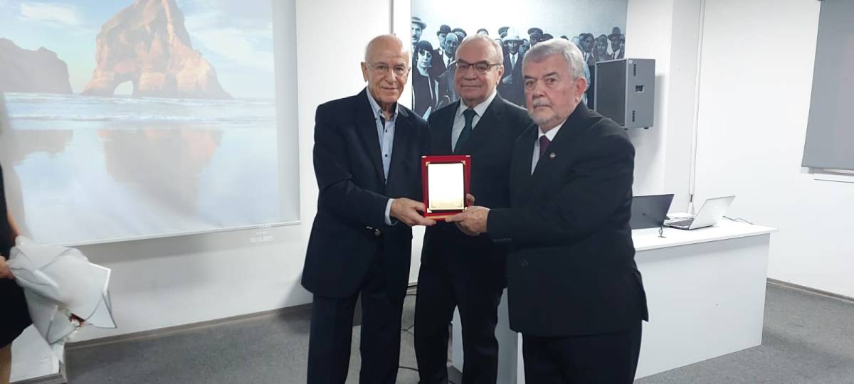 İZİD Derneği 4. Olağan Genel Kurul Toplantısı Gerçekleşti: İzmir Türk TV Yakından Takip Etti