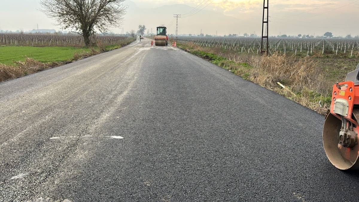 Manisa Büyükşehir Belediyesi, Yollarda Konforu Artırıyor