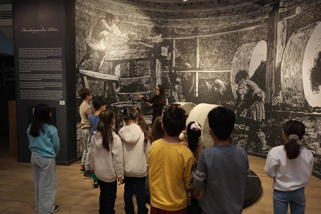 Dikili’de yarı yıl tatili dolu dolu geçti