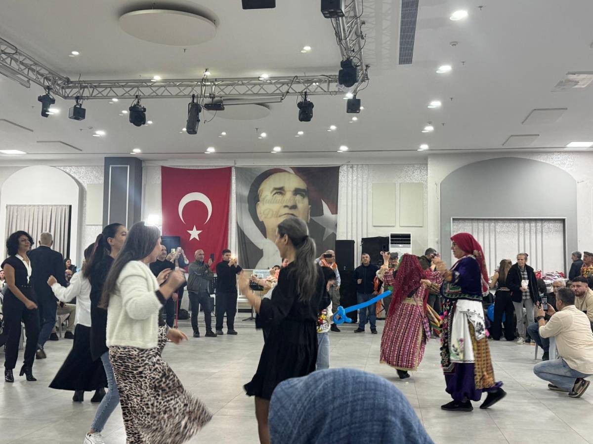 Kütahyalılar İzmir de buluştu