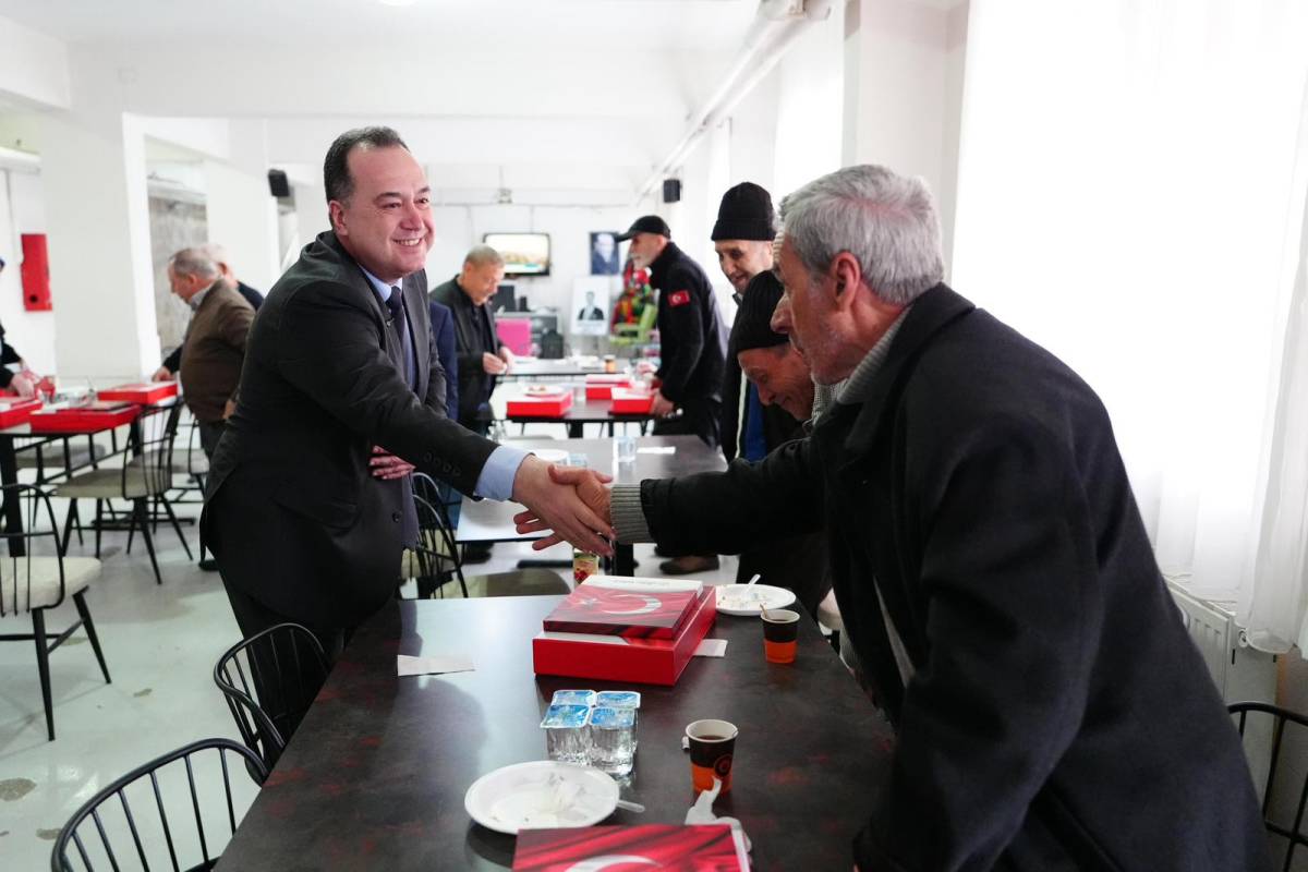 Başkan Besim Dutlulu’dan Huzurevine Bayram Ziyareti